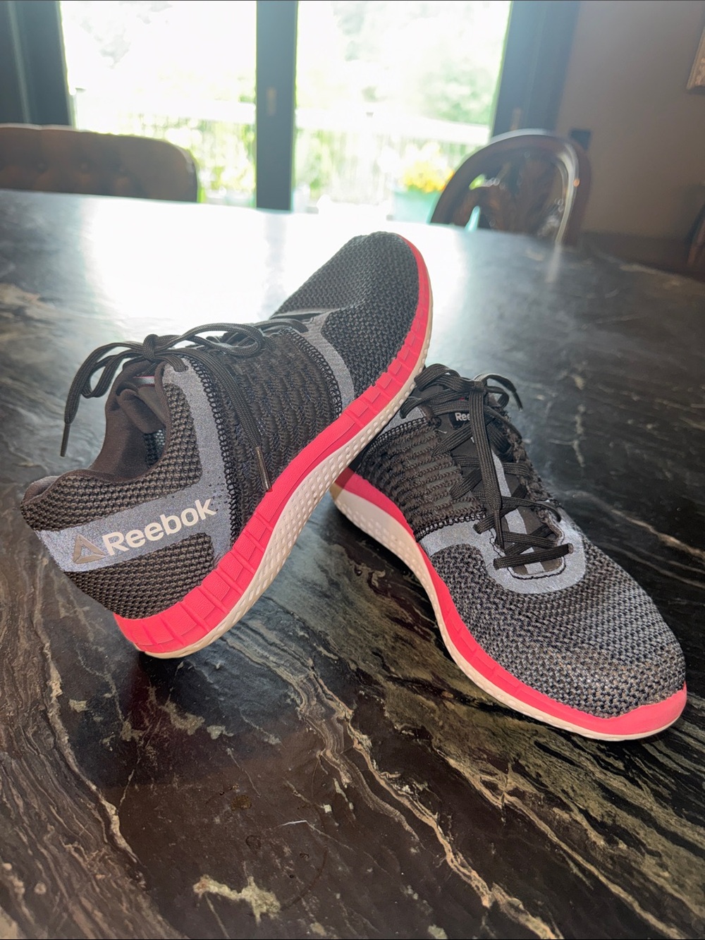 Reebok ZPrint Run Black Knit Sneakers with Pink Midsole